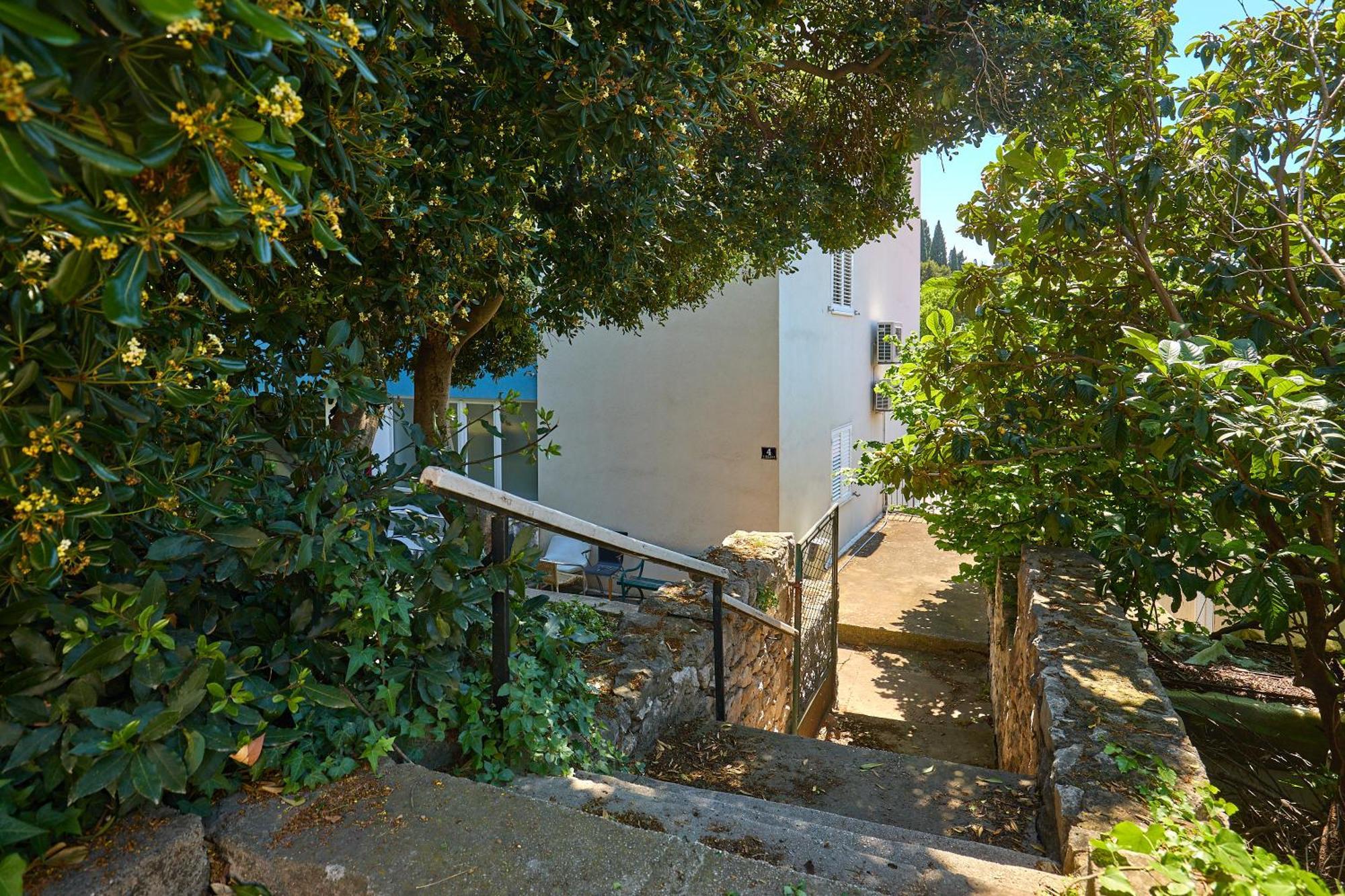 ドゥブロブニクGolden Rose - Walking Distance 1 Km From Old Townアパートメント エクステリア 写真