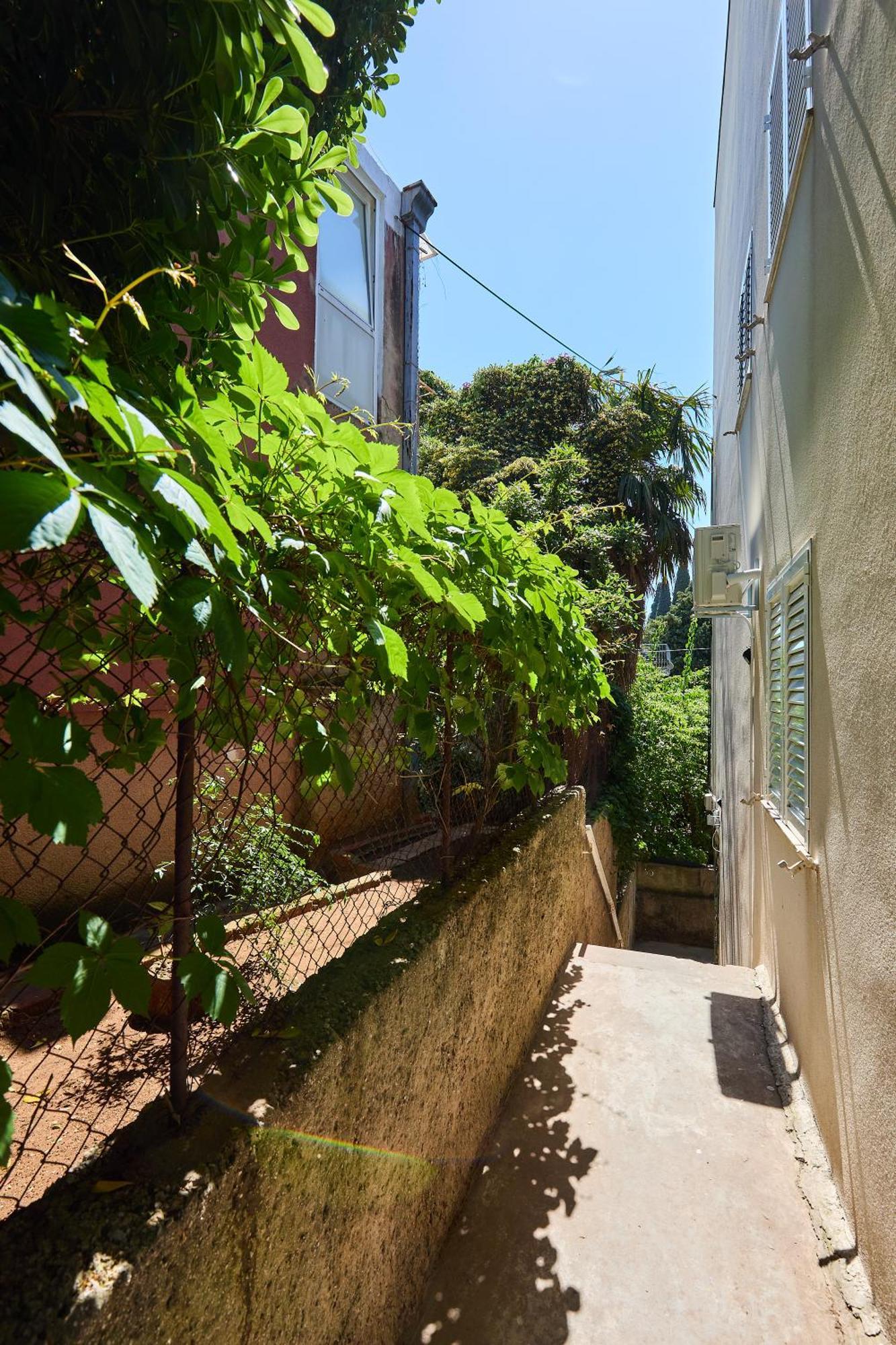 ドゥブロブニクGolden Rose - Walking Distance 1 Km From Old Townアパートメント エクステリア 写真